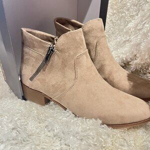 Style Co Women's Bootie Size 8